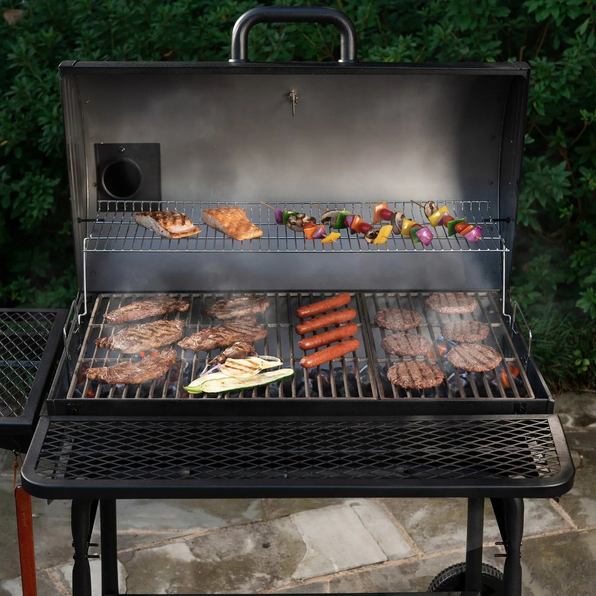 Pro Deluxe XL Charcoal Grill - 32 in