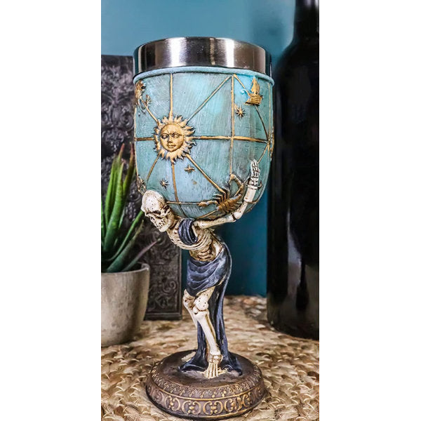 Hand Finishing Resin Figurine / Sculpture Decorative Object